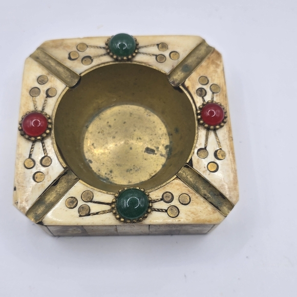 Unique Vintage Other - Ancient Collection Splicing Inlaid Gemstone Ashtray Tibetan Style Ornaments